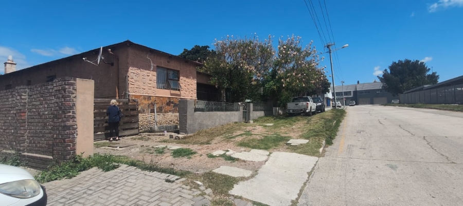 Commercial Property for Sale in Sidwell Eastern Cape